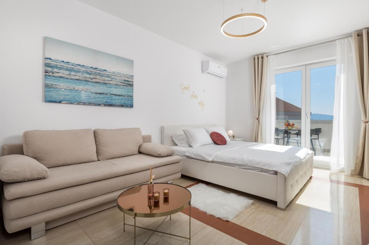 Luxury Studio Apartment Honeymoon Selce Exterior foto