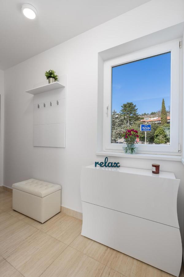 Luxury Studio Apartment Honeymoon Selce Exterior foto